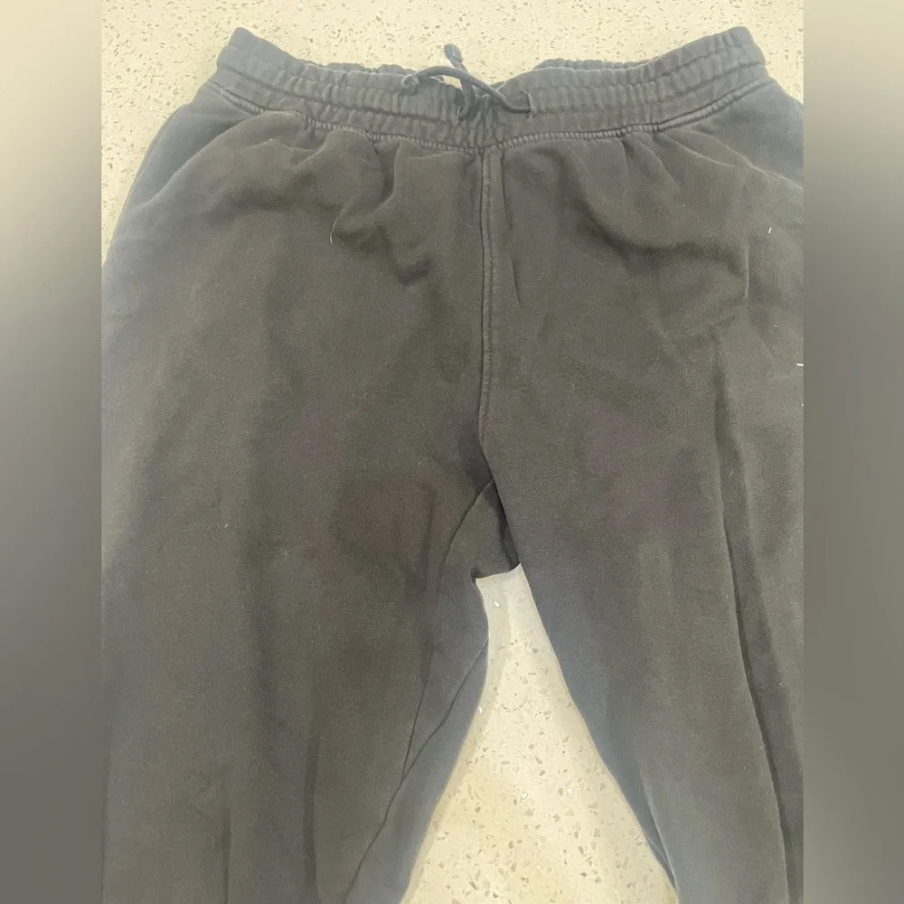 Gymshark Black Athletic CREST slimfit joggers size med - Picture 5 of 8